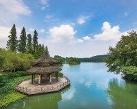 扬州-茱萸湾丨湖畔游玩，体验江南水乡的静谧与优雅