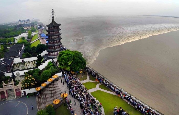 钱塘江大潮