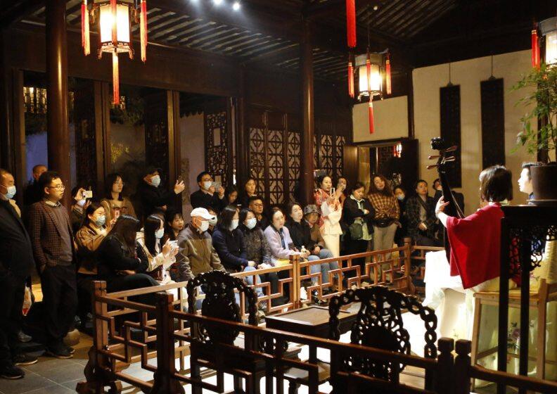 网师园评弹表演
