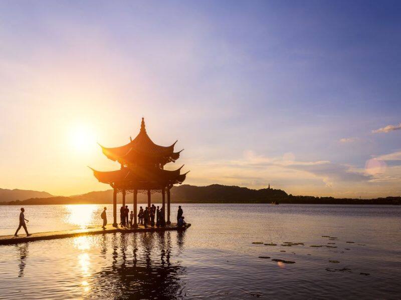 杭州-西湖丨四季如画，畅游西湖的梦幻与宁静