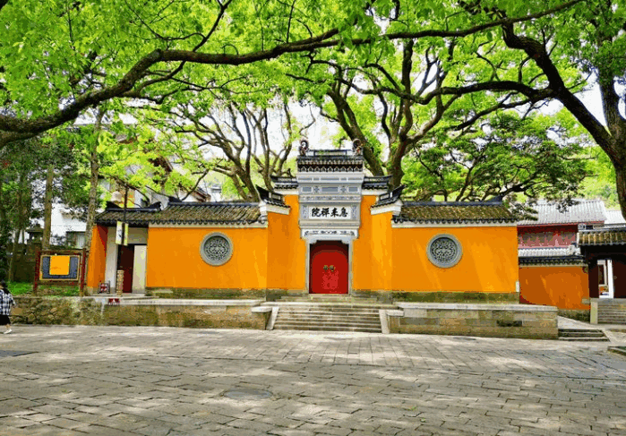 2025普陀山旅游最佳时间：普陀山旅游最佳季节和四季景点推荐