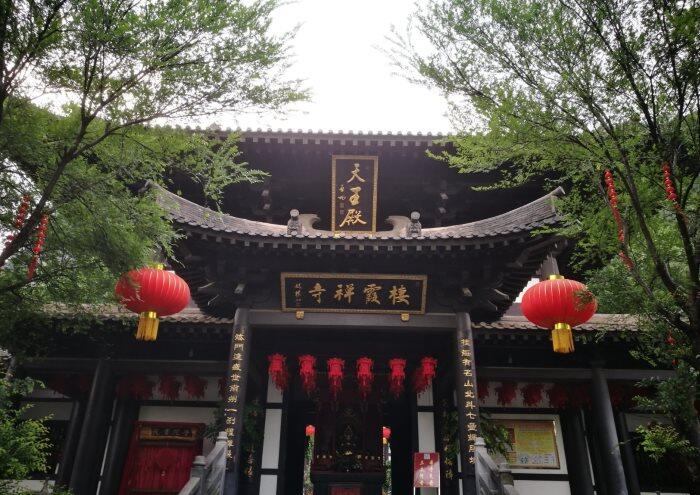 栖霞寺