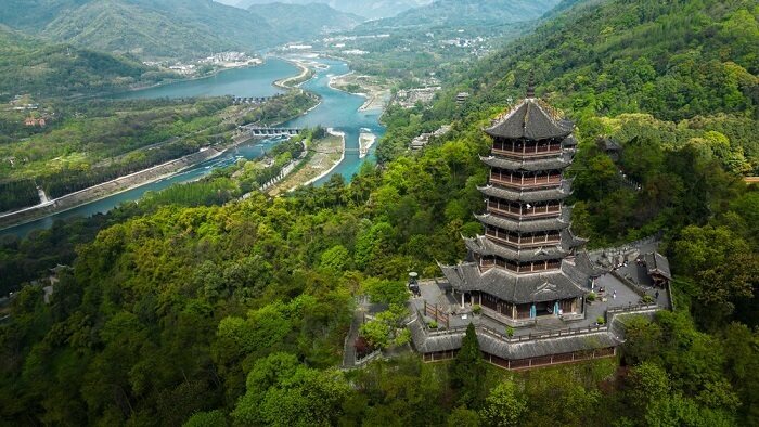 四川-青城山丨道家圣地与自然景色的完美融合，体验宁静与和谐