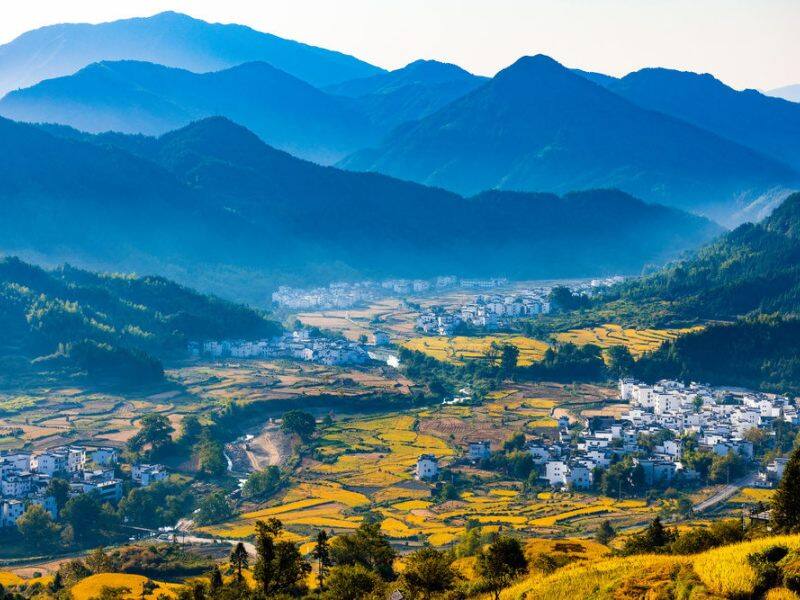 中南地区旅游攻略：探秘千年古镇与自然奇观的绝美之旅