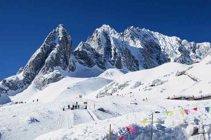 玉龙雪山
