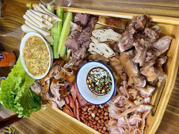 东北美食-蘸酱菜