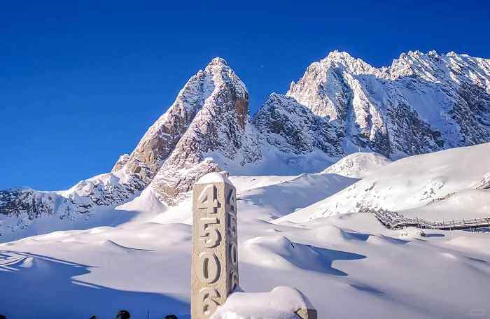 玉龙雪山