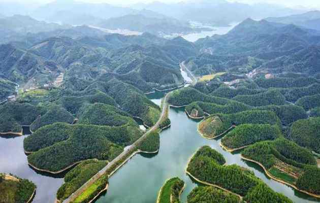 2025杭州旅游景点攻略：杭州热门十大景点推荐