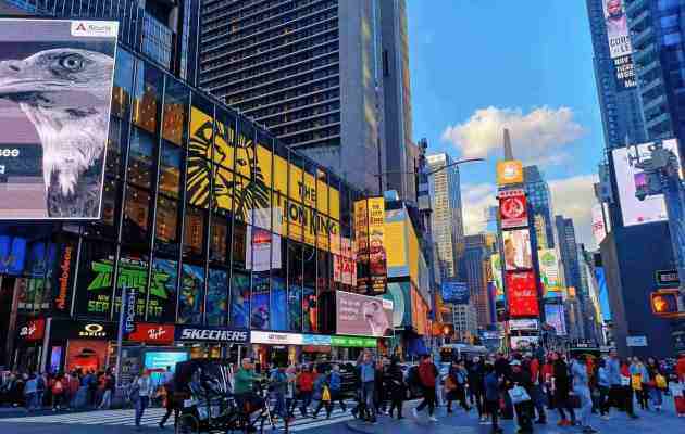 美国人或美籍华人,可以允许去西藏旅游吗?