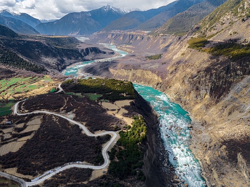林芝-雅鲁藏布大峡谷