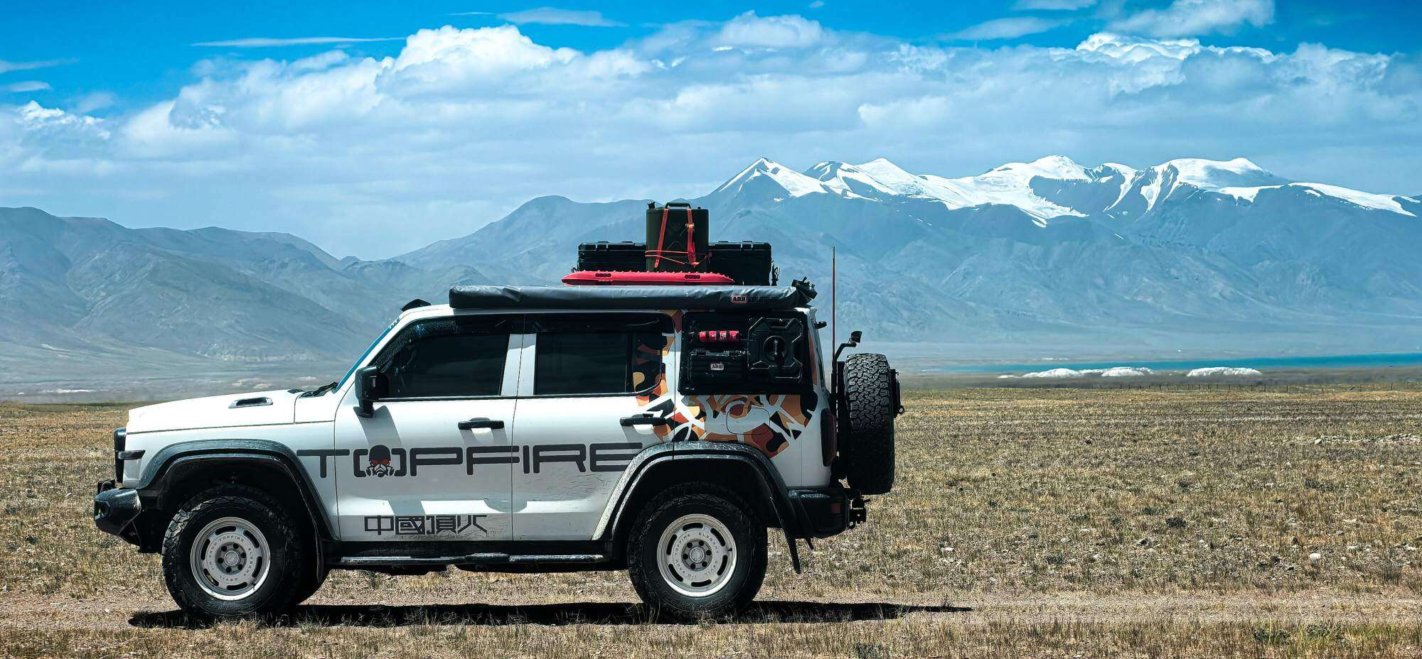 西藏-阿里沿途中的风景