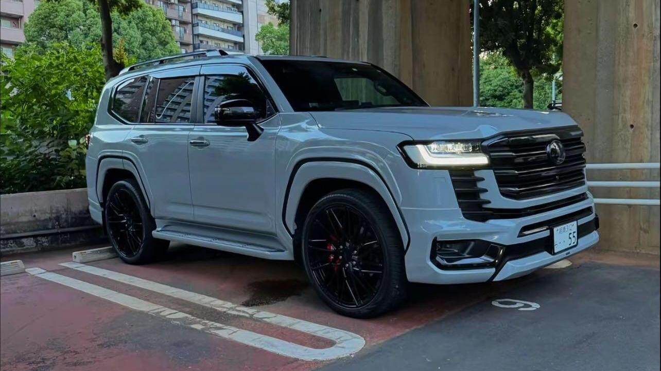 丰田兰德酷路泽LC300-陆地巡航者第三代